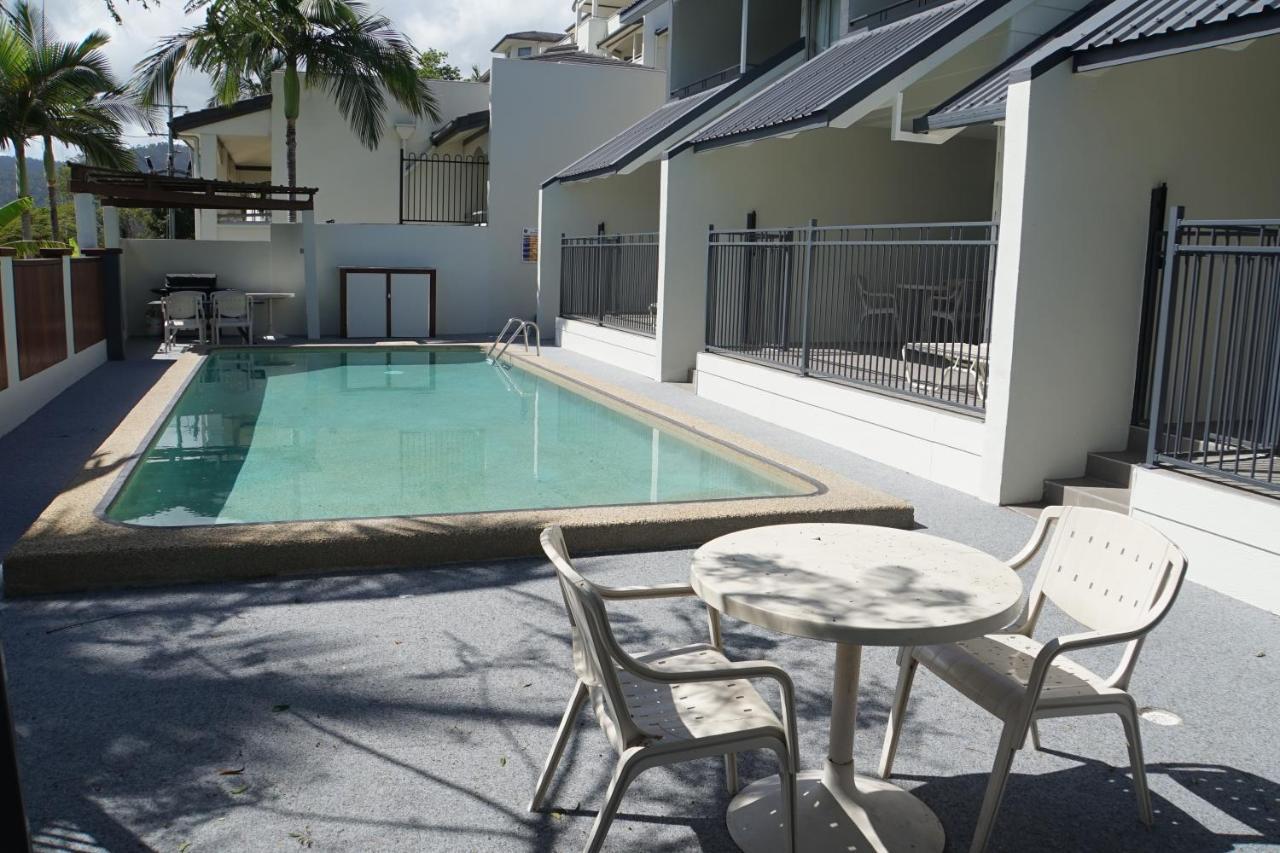 Airlie Seaview Apartments Airlie Beach Esterno foto